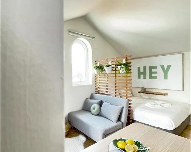 Hey - Free Parking And Smart Tv